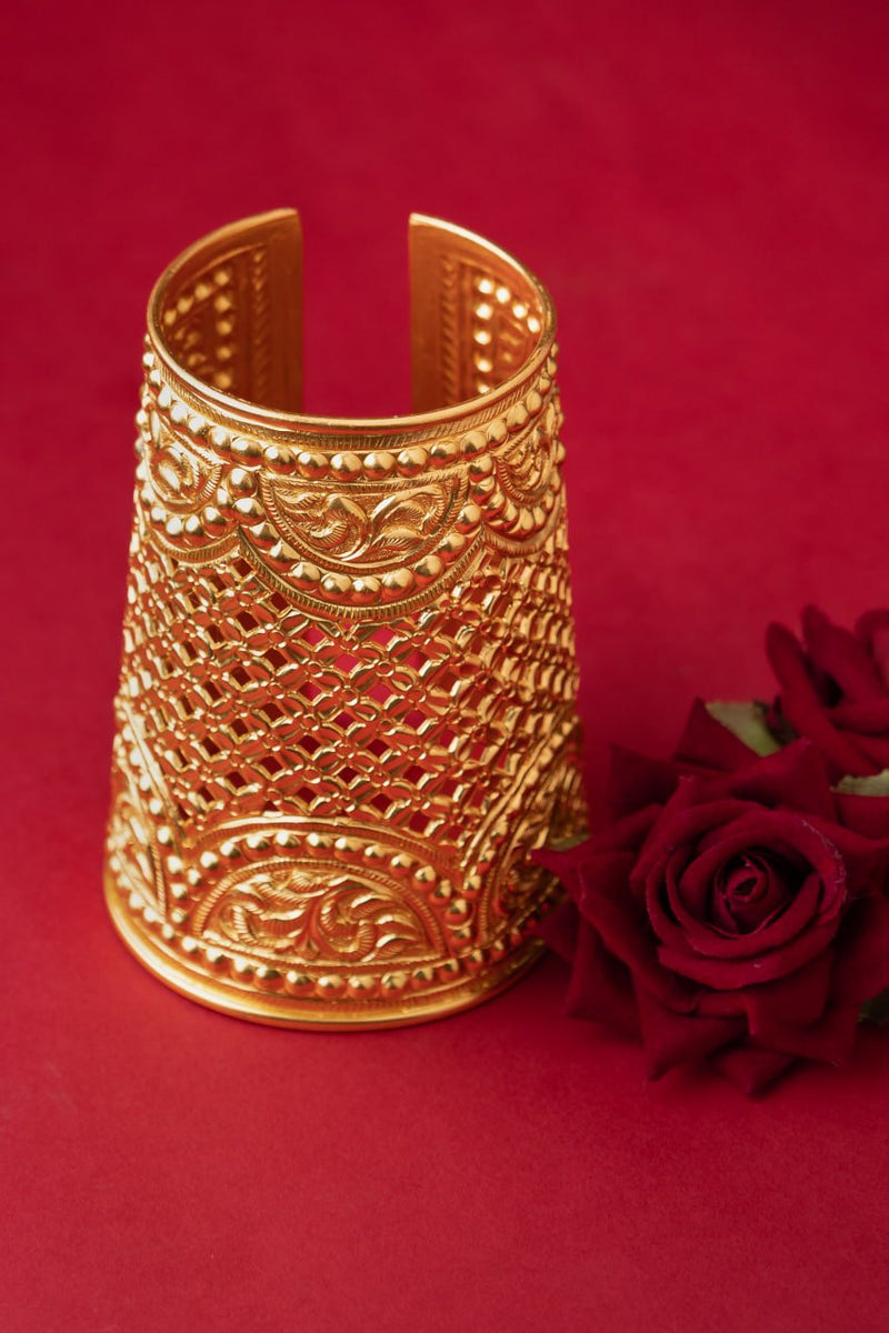 Tattva Classic Jali Chitai Detailed Gold Plated Statement Kada