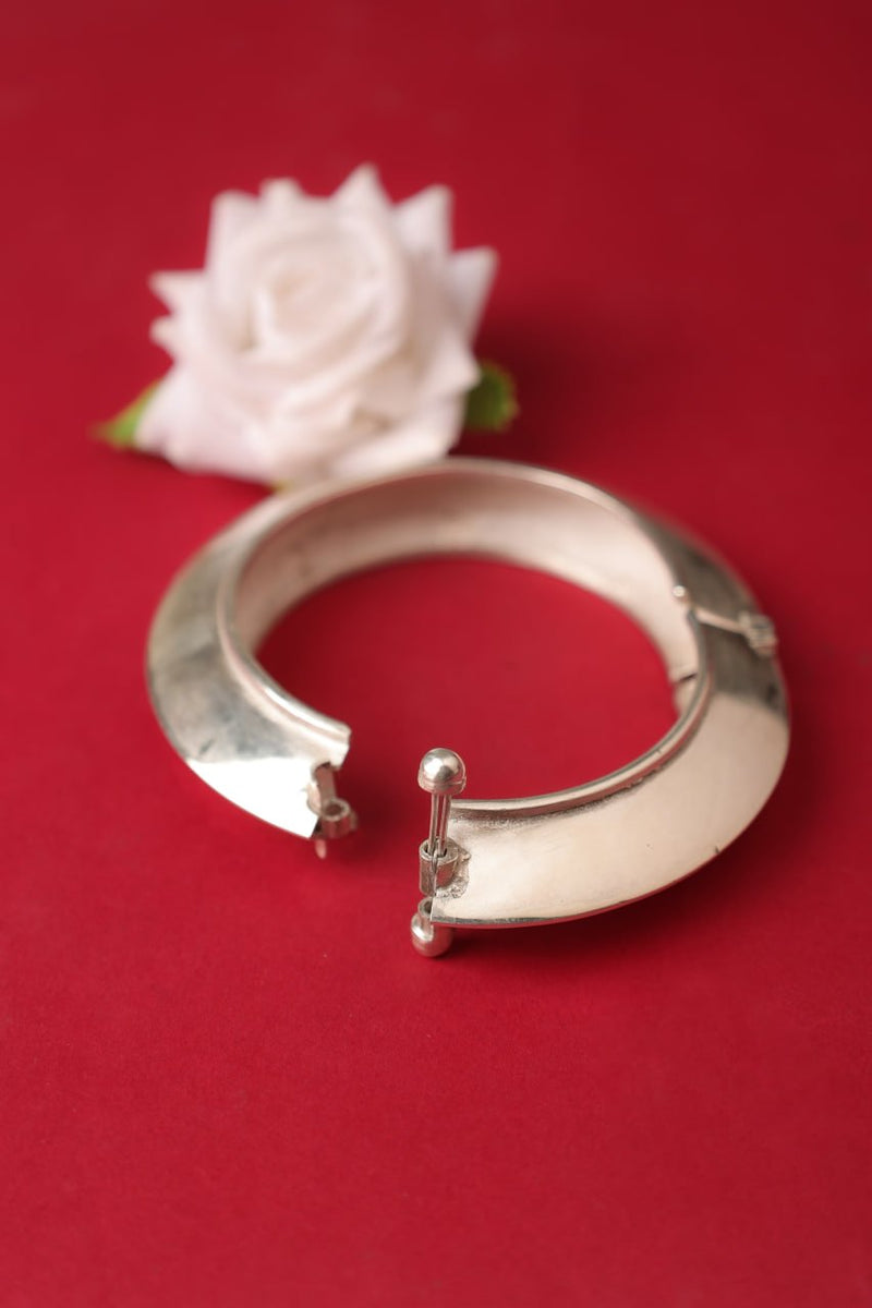 Anvaya Fine Timeless Kada