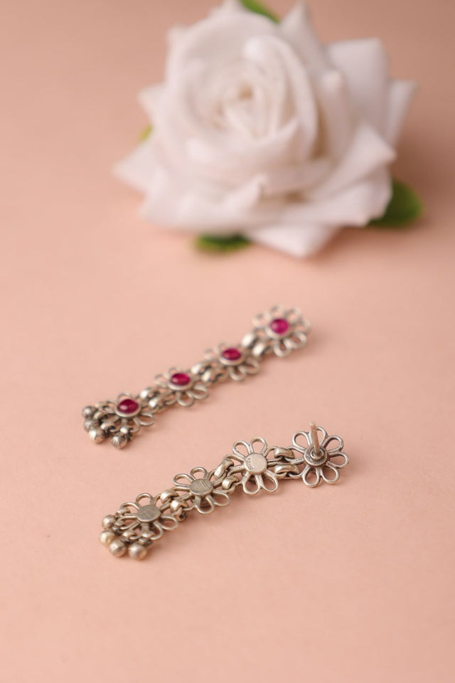 Tattva Carved Flower Sequence Earring