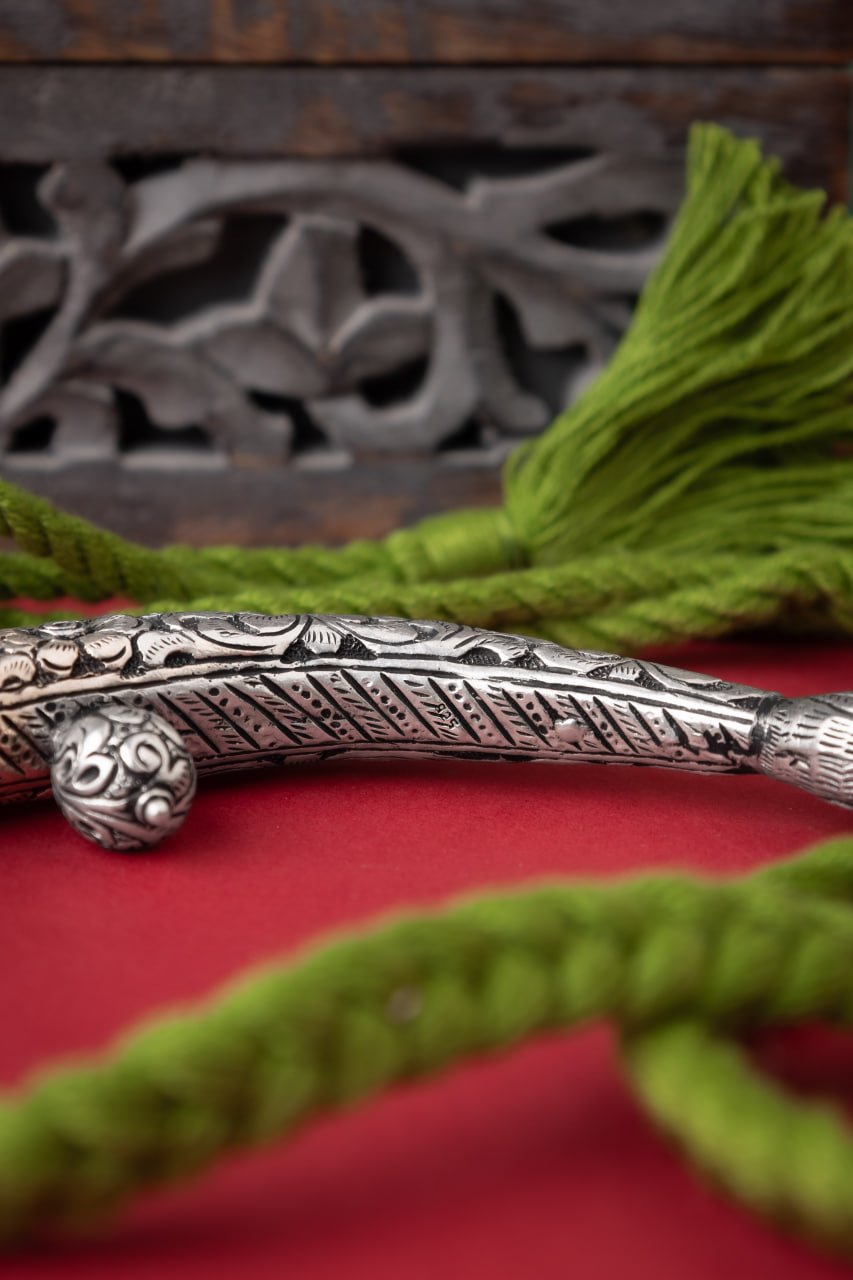 Tattva Flora Detailed Peacock Motif Dori Necklace