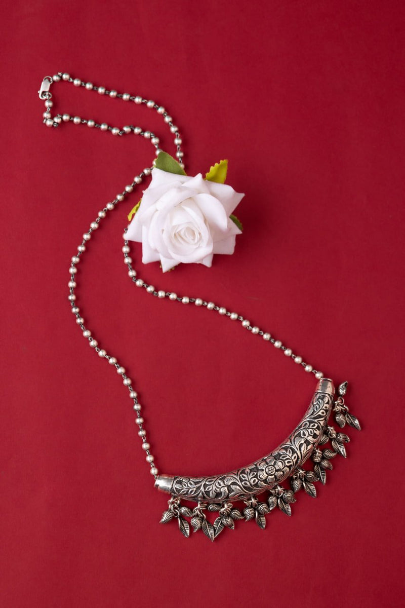 Tattva Leaf Droplets Chitai Ball Two Way Necklace