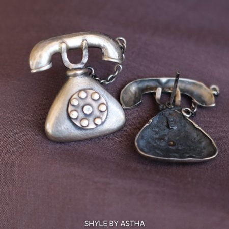Mizoya Telephone Earrings