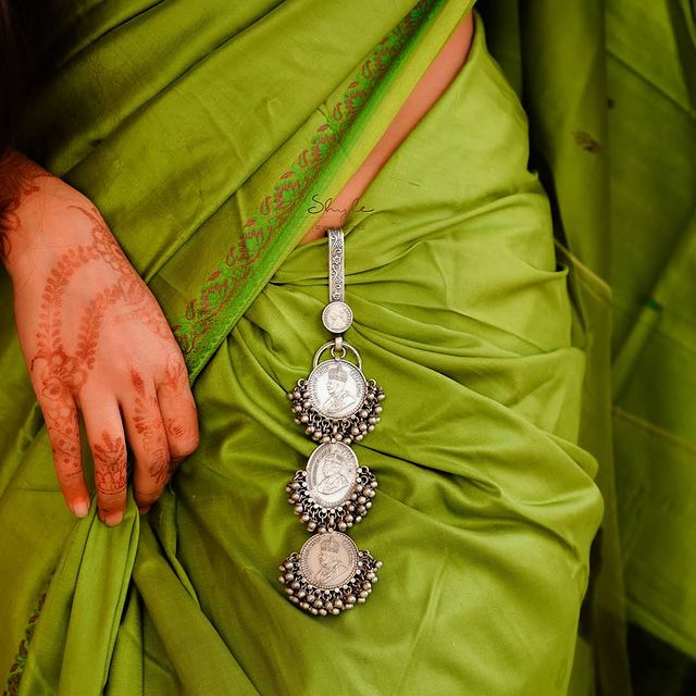 Rimjhim Key Chain - Gahenaz Silver: Timeless Elegance in Handcrafted  Jewellery