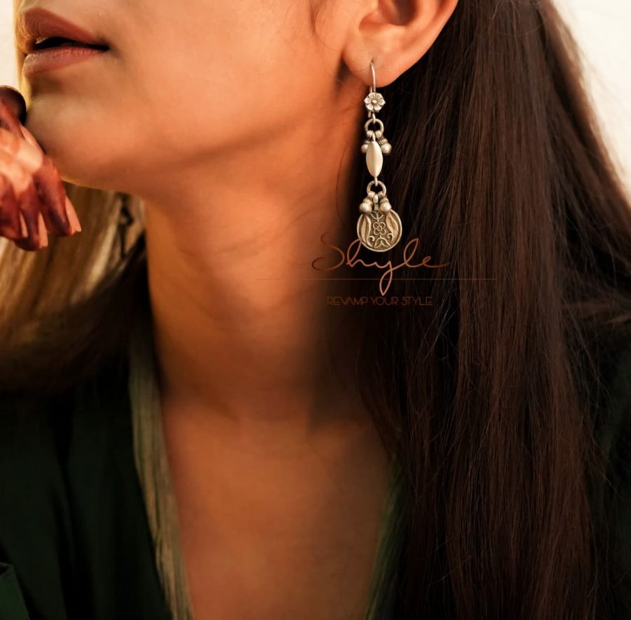 Anvaya Vintage Inspired Drop Versatile Earrings model