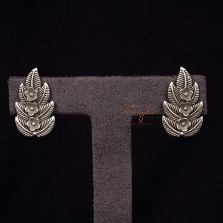 Moh Intricate Leaf Earrings front