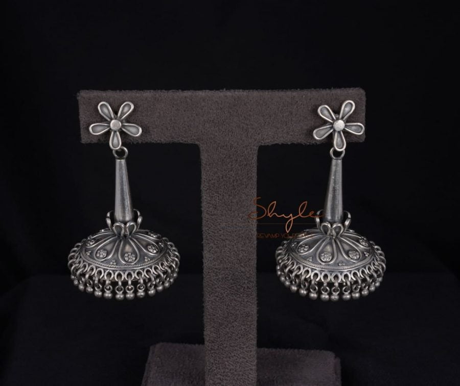 Moh Blooming Flower Statement Jhumka front