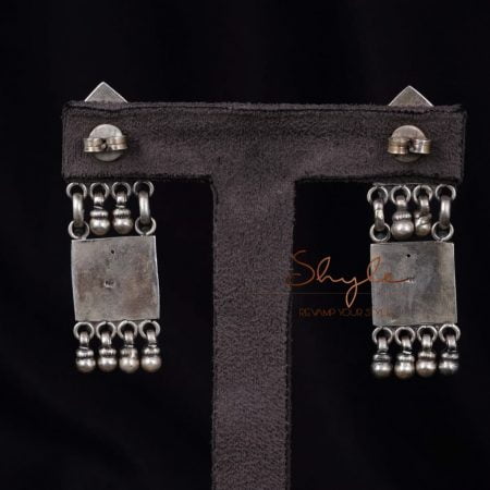 Moh Floral Detailed Layered Earrings back